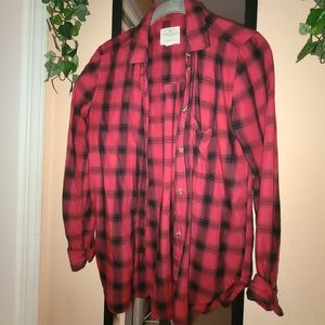 American eagle plaid shirt